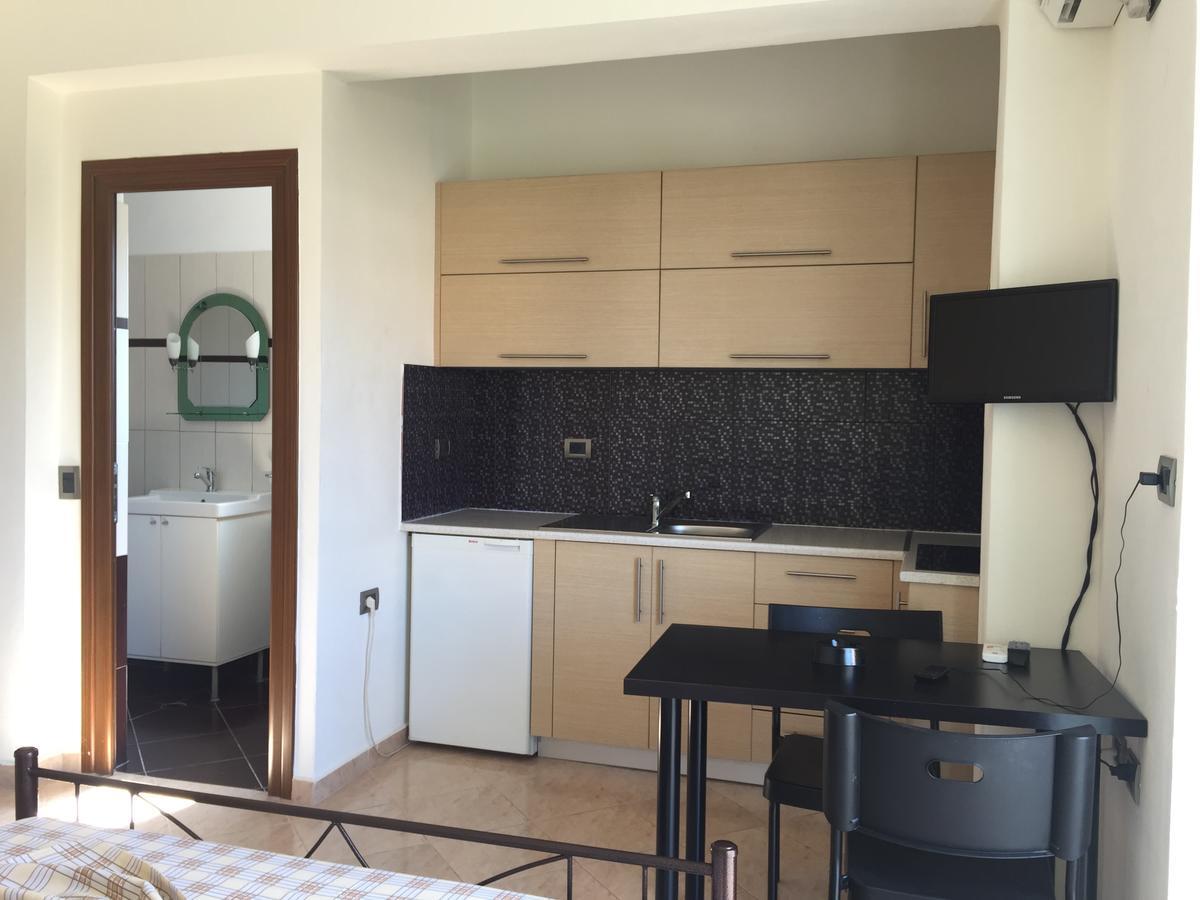 Maxus Apts Саранда Екстер'єр фото